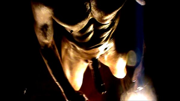 Play MP4 - posing after my morning workout