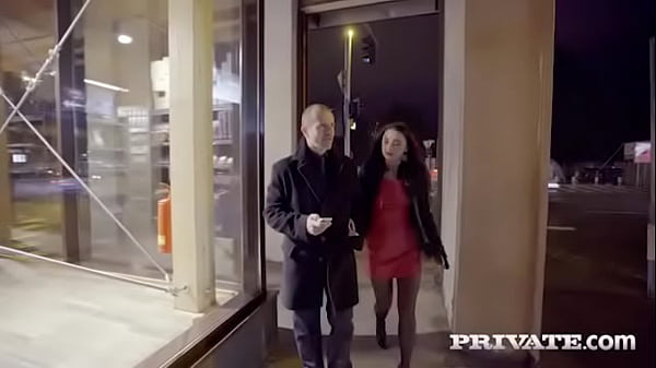 Daphne_Klyde in an interracial_threesome with_anal DP_and two_creampies