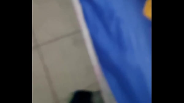 Le encanta ponerse en 4 a evelyn 