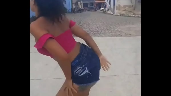 Novinha Dan&ccedil;ando thumbnail