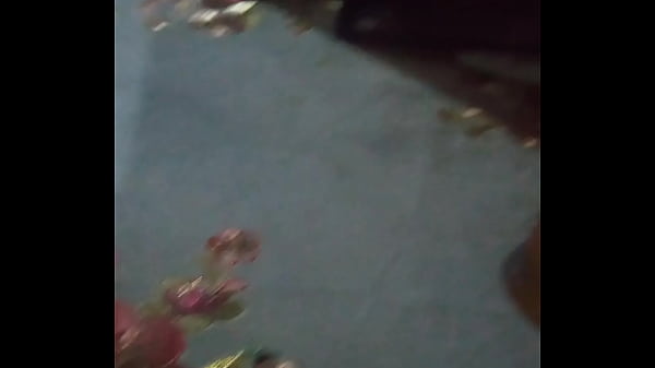 Toxica marcando territorio 