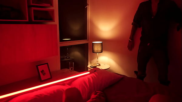 Yaira takes a sexy tour of her house while taking off herclothes