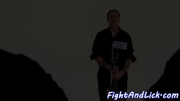 Nonton Lesbian Babes Sixtynining After Fighting thumbnail