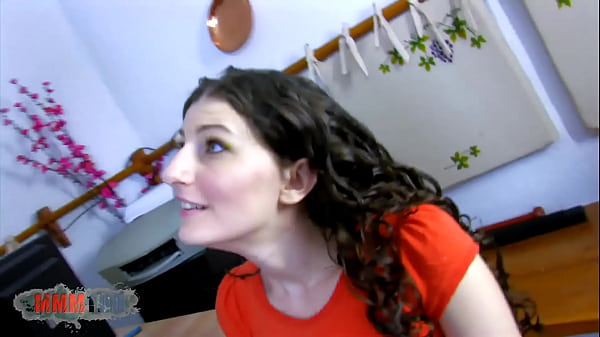 Play MP4 - Doctor Sex fucks her deeply&excl;