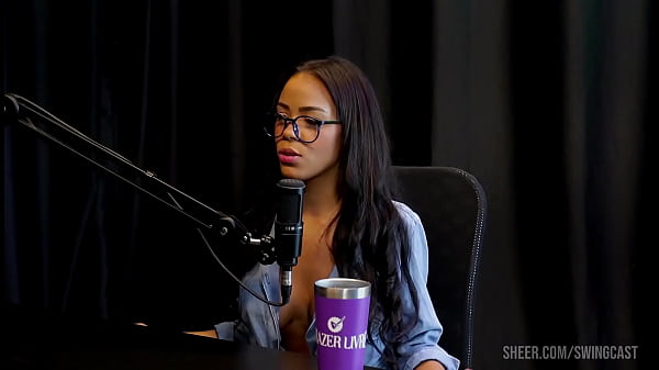 COMPILADOS DA ALICE VASCONCELOS NO PAPO COM TIFANY (SWING CAST) - PARTE 1 (WATCH ON: SHEER/RED) 