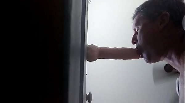 Play MP4 - Penis boy