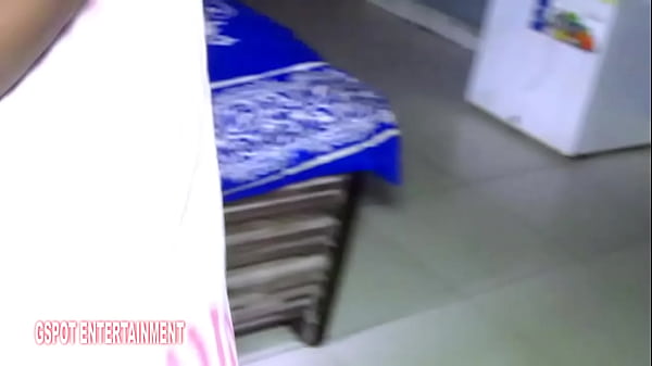 Nonton Xxx Lonely Housewife Received Multiple Loud Moaning Pussy Licking Orgasm From The Delivery Guy thumbnail