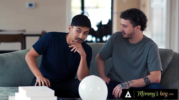 Play MP4 - MOMMY'S BOY - Stacked MILF Pristine Edge Gets Banged By Pervert Voyeur Stepson & His Best Buddy