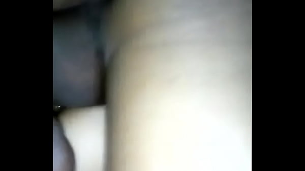 Le duele pero le gusta_dos vergas dentro