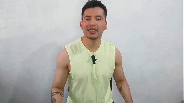 Hombres campesinos cogen a escondidas en el campo ! El activo tiene 23cm de verga ! 