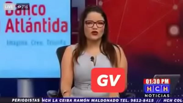 Play MP4 - Rina Leal palmeada