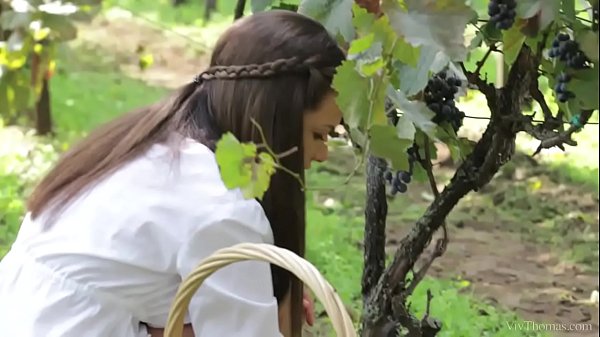 Hungarian babe licking out a Russian hottie 