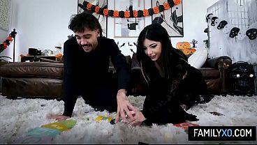 Nonton Goth Stepsister And Stepbrother Fuck On Halloween thumbnail