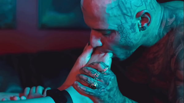 Foot hunter and captive the sadistic in search of perfect feet 