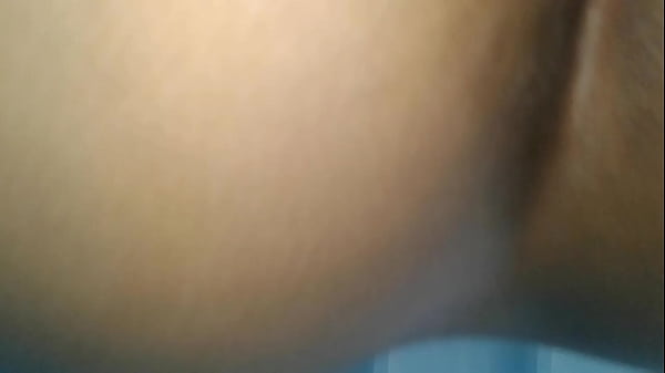 แหย่หีด้วยความเสียวจนน้ำแตก 