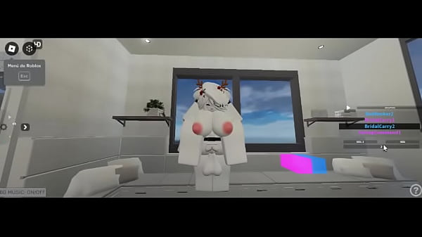 Una bonita gatita_recibe_su merecido