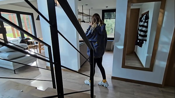 Nonton Teen Stepsister Devoured: Deepthroat And Facial With Stepbrother thumbnail