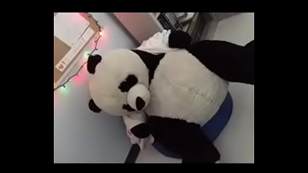 Nonton Thick Girl Enjoys Big Papi Present thumbnail