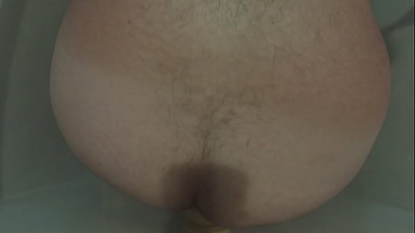 hairy bear/chub takes 9" dildo like a real slut! 