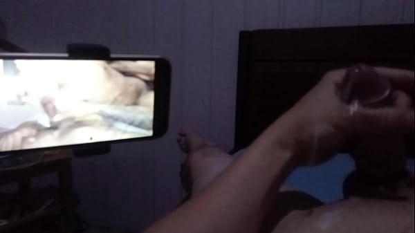 Gozandoassistindo um bom boquete