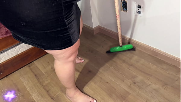 Milf Bbw Chupando 3 Paus Numa Suruba Caseira thumbnail