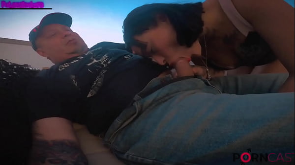 Nidia Yoshira enciende el Porncast con una pl&aacute;tica candente que termina en sexo ardiente a su lado. &iexcl;No te pierdas este ... 