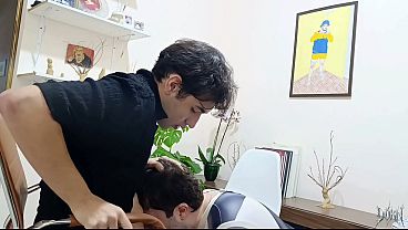 Depois de um longo dia de trabalho, o heró_i foi ao psicó_logo para se desestressar (COMPLETO NO RED)