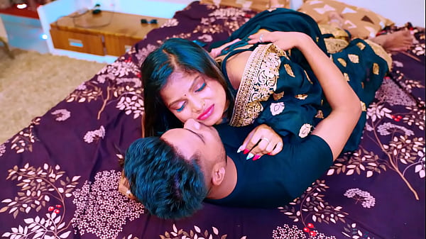 Play MP4 - Teenage stepsister first time sex with her naughty stepbrother