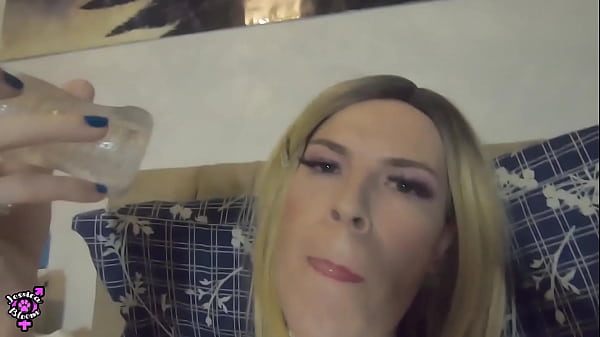 Jessica Bloom Jerks Big Girlcock And Squirts Hot Creamy Load of Cum into Flesh Light Before Licking it Out 