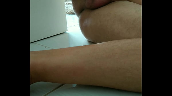 Batendo uma com um pau delicioso 