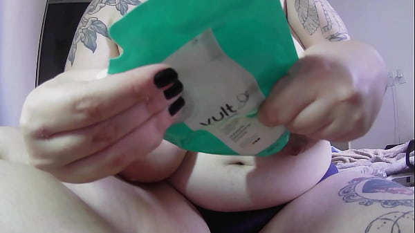 Play MP4 - lotion on my huge tits