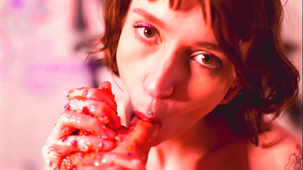 Making her feet totally messy 