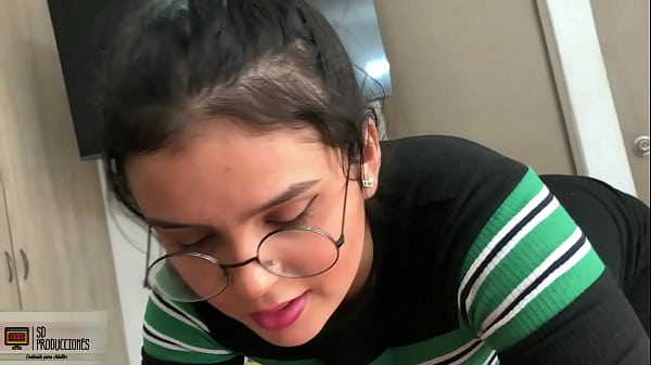 Hermanastro Follame Ser&eacute; Tu Puta Por Hoy thumbnail