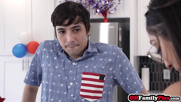 Play MP4 - Big ass teen stepsister Latina ballerina Madison Wilde banged by big cock stepbrother