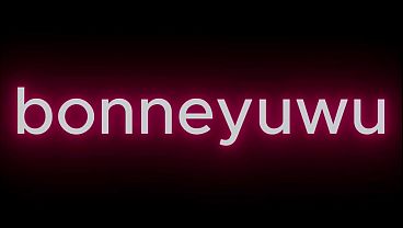 Bonneyuwu - 4:49 Chupar Dildo,espejo thumbnail