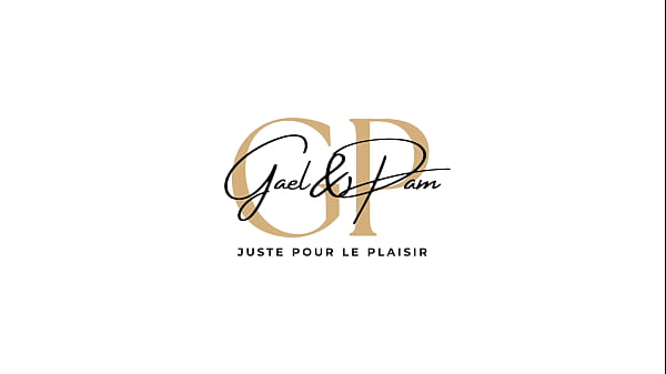 Une journ&eacute;e avec l&eacute;a pam j'essaye un gode ventouse