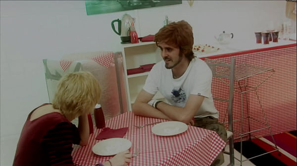 Nonton Milf Waitresses Diana Gold And Eva Mercedes In Ffmm Foodie Foursome thumbnail