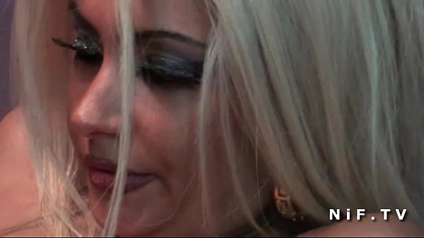 Play MP4 - Hairy cougar hard anal pounded