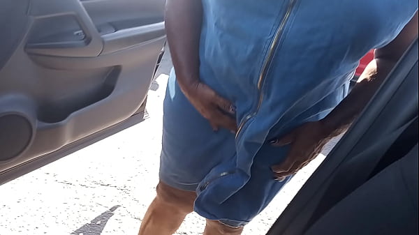 Play MP4 - If The Guy Look He'll Be Able To See