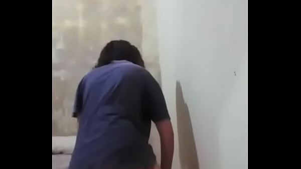 Postou no status rabo muito tesudo dan&ccedil;ando funk 