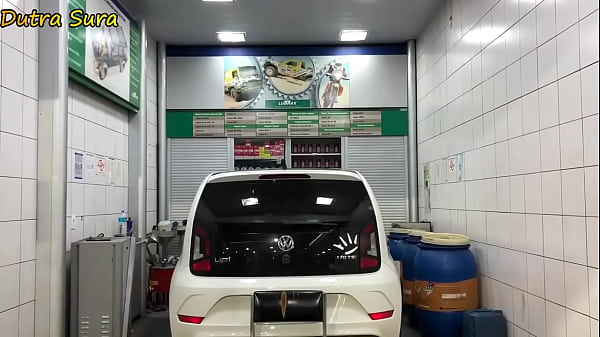 Nonton Fui Trocar &oacute;leo Do Carro E Acabei Pagando A Buceta. Fazer O Que? Toda Hora Sem Parar thumbnail