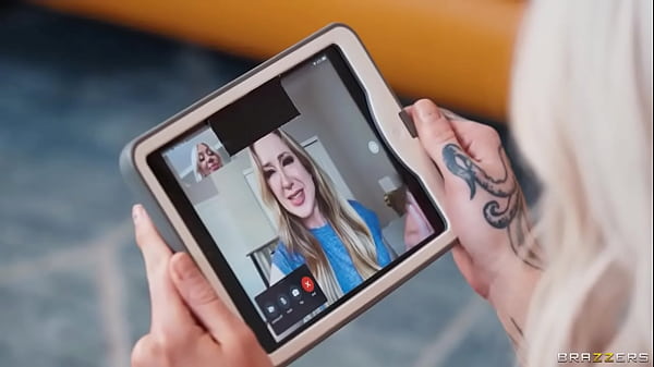 Play MP4 - Her Glowing Buttflap Is A Trap&excl; Nichole Saphir &sol; Brazzers&sol; Enter XVPROMO on official site for discount