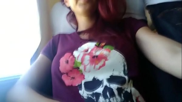 Aproveitando A Longa Viagem Pra Gozar Gostoso - Pernocas thumbnail