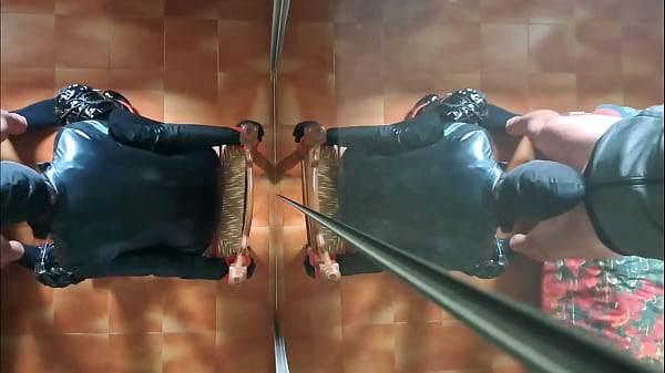 Nonton Milf Chairtied, Throatfucked With Ring Gag And Throatpie thumbnail