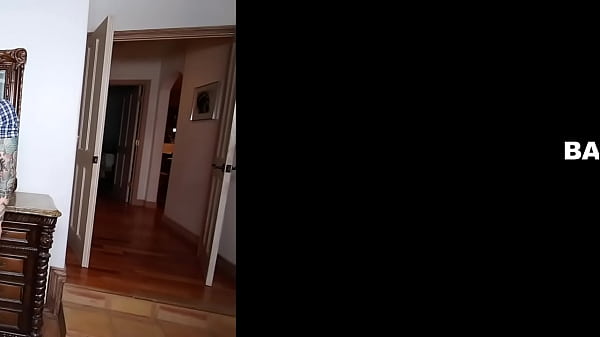 Stepmom gives her son a lesson in Fucking