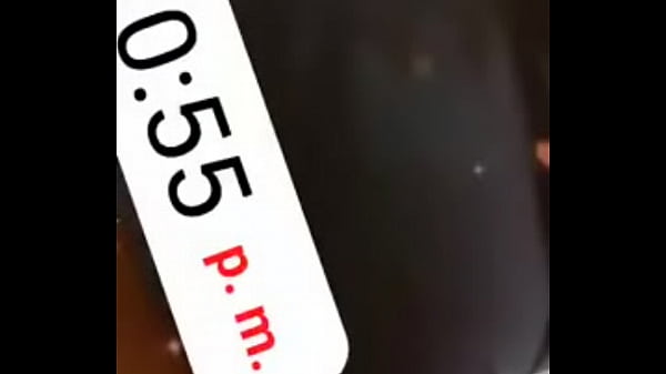 La peque&ntilde;a culona valeria denuevo en tanga roja