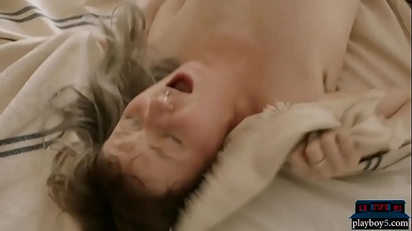 Noise complaint from her black neighbor leadsto sex