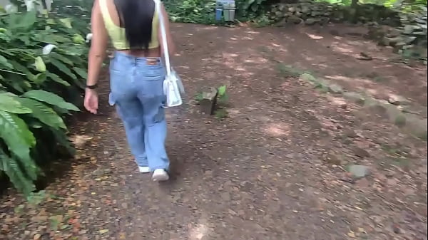 CONOZCO A UNA CHICAEN EL PARQUE Y_TERMINA_MONTANDOMI VERGA EN UN_MOTEL