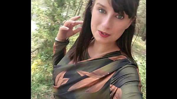 La lingerie sous la tenue &eacute;tait sublime &ccedil;a c'est un aper&ccedil;u mais je charge 