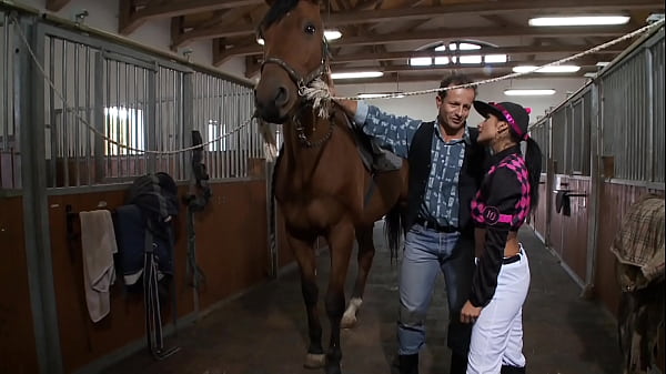 The stablehand is a simple man but has the huge advantage of being able to fuck really well and cums a few times in a row 